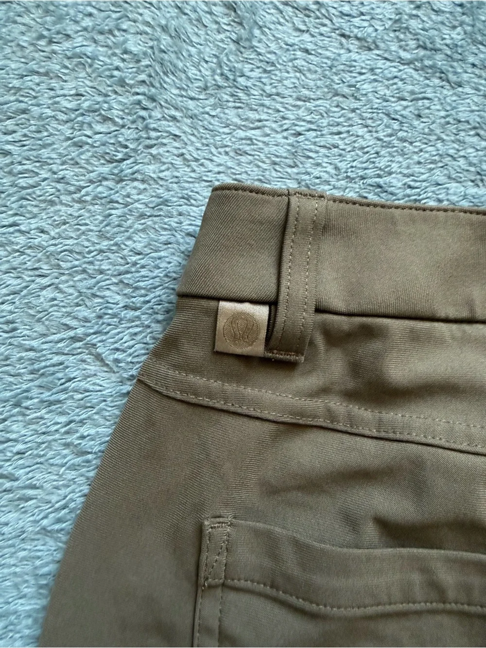 lululemon athletica Men's Olive Stretch Chinos